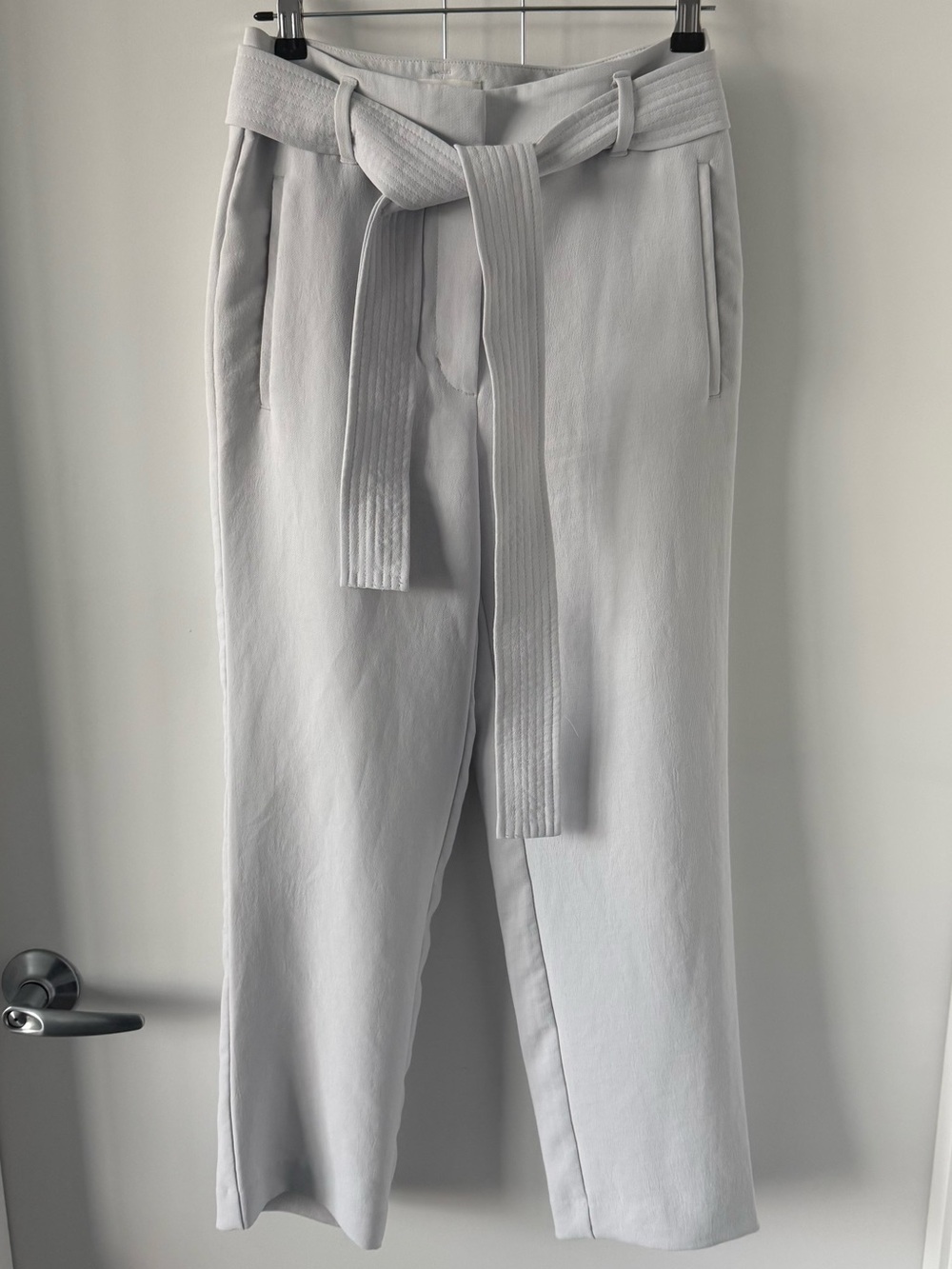 Wilfred by Aritzia straight Leg belted Trousers Minimalist size 4 capsule